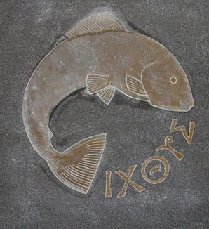 Gulvets stenrelief af fisk